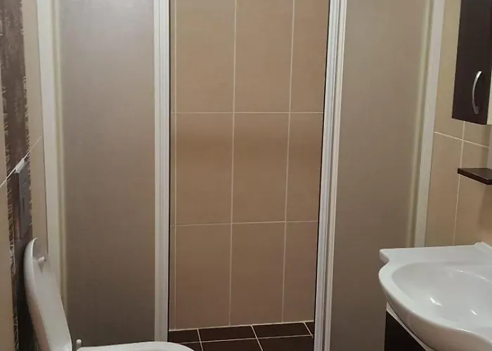 Hostel Akin Turunc *