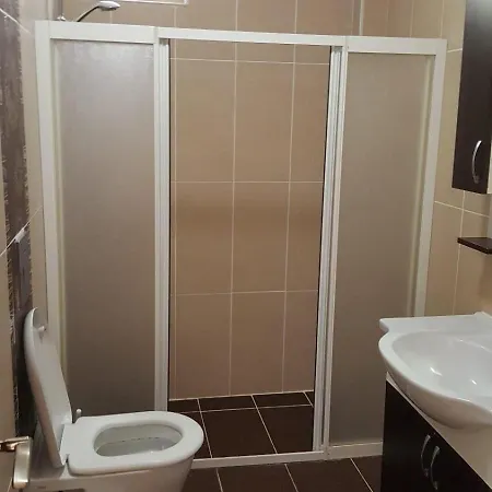 旅馆 Akin Turunc *