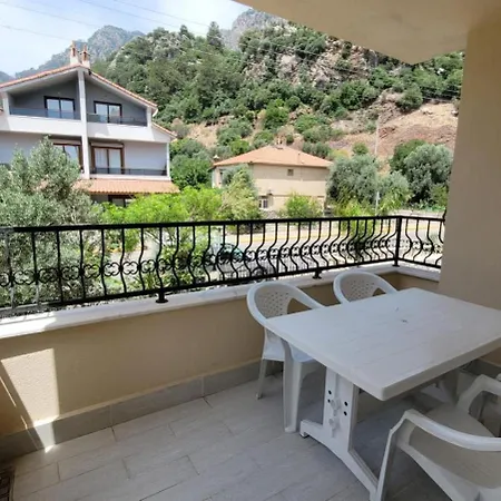 Hostel Akin Turunc *