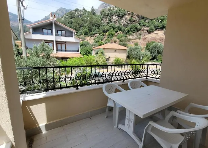 Hostel Akin Turunc *